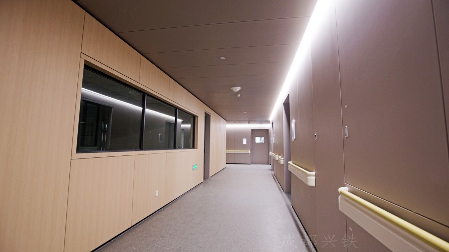 医院过道钢制91视频在线观看18